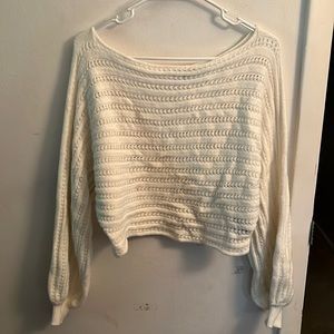 White crop top sweater